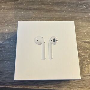 Apple AirPods Gen 2